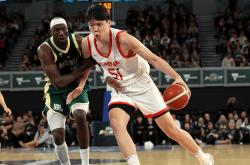 开云体育入口-防守端稳固球队取得胜利，球员表现引人瞩目的简单介绍