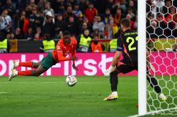 开云体育APP下载-欧国联擂台！欧洲国家联赛球队实力角逐争夺冠军的简单介绍