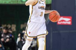 开云体育APP下载-八一男篮主场告负，积分榜略有下滑