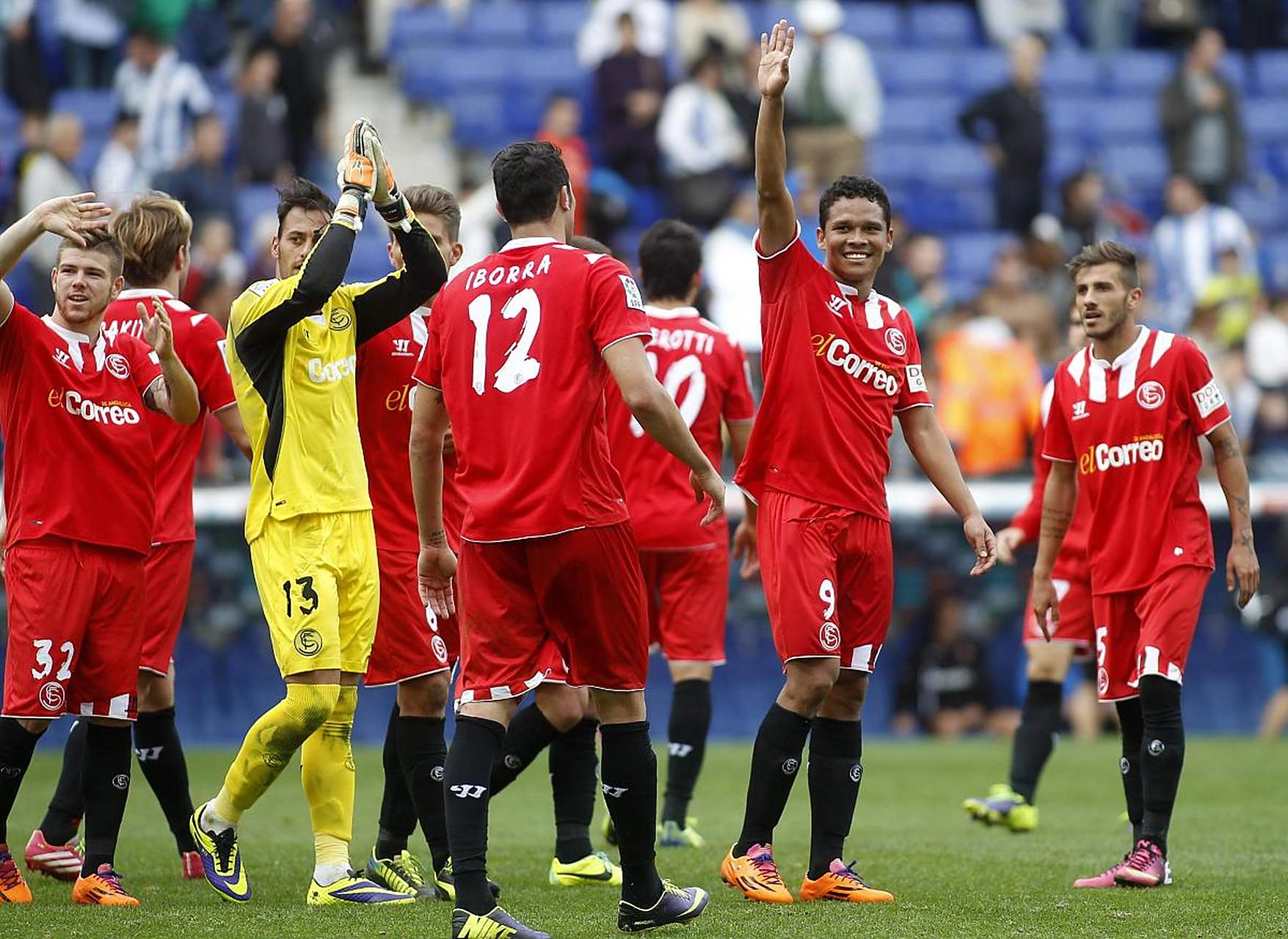 关于足球赛事中一幕幕惊心动魄的比拼的信息