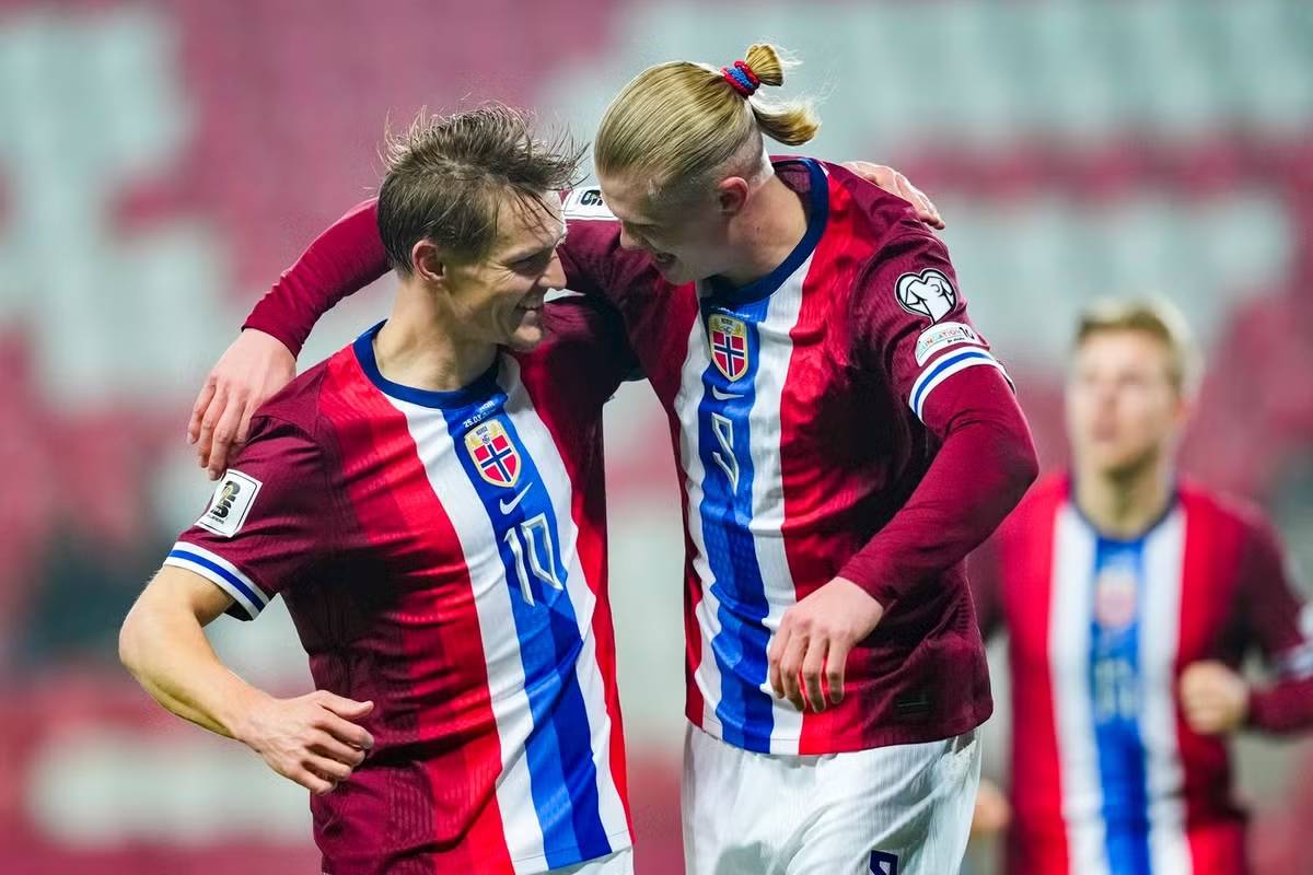 荷兰主场击败挪威，小组领跑优势明显