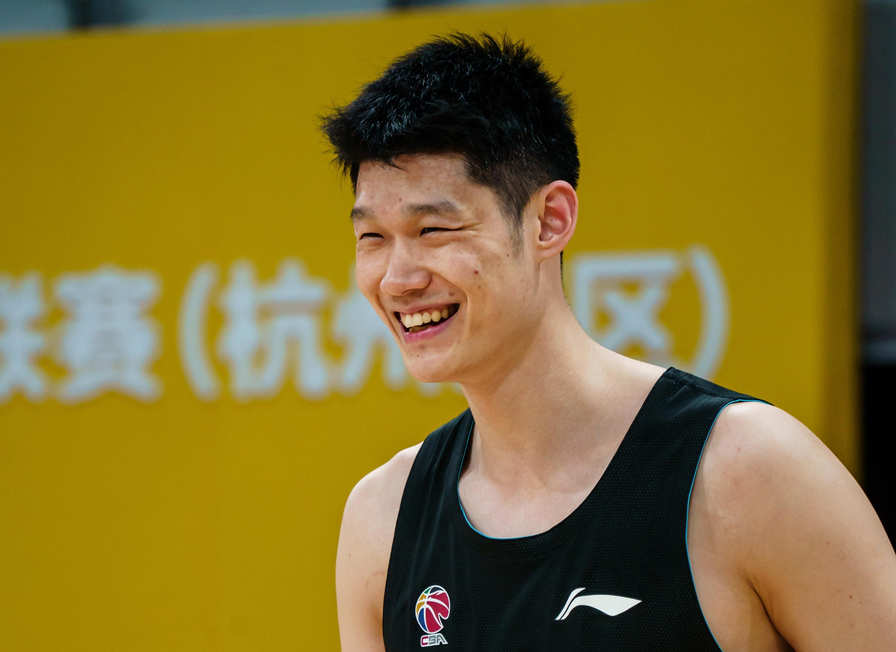 精彩对抗！顶级球队火爆决战