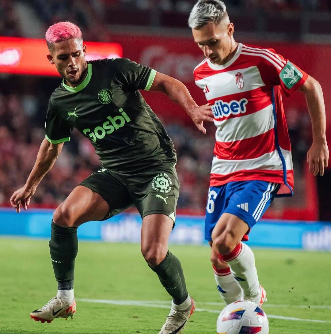 巴伦西亚客场战平赫罗纳,保持不败势头 巴伦西亚客场战平赫罗纳,保持不败势头