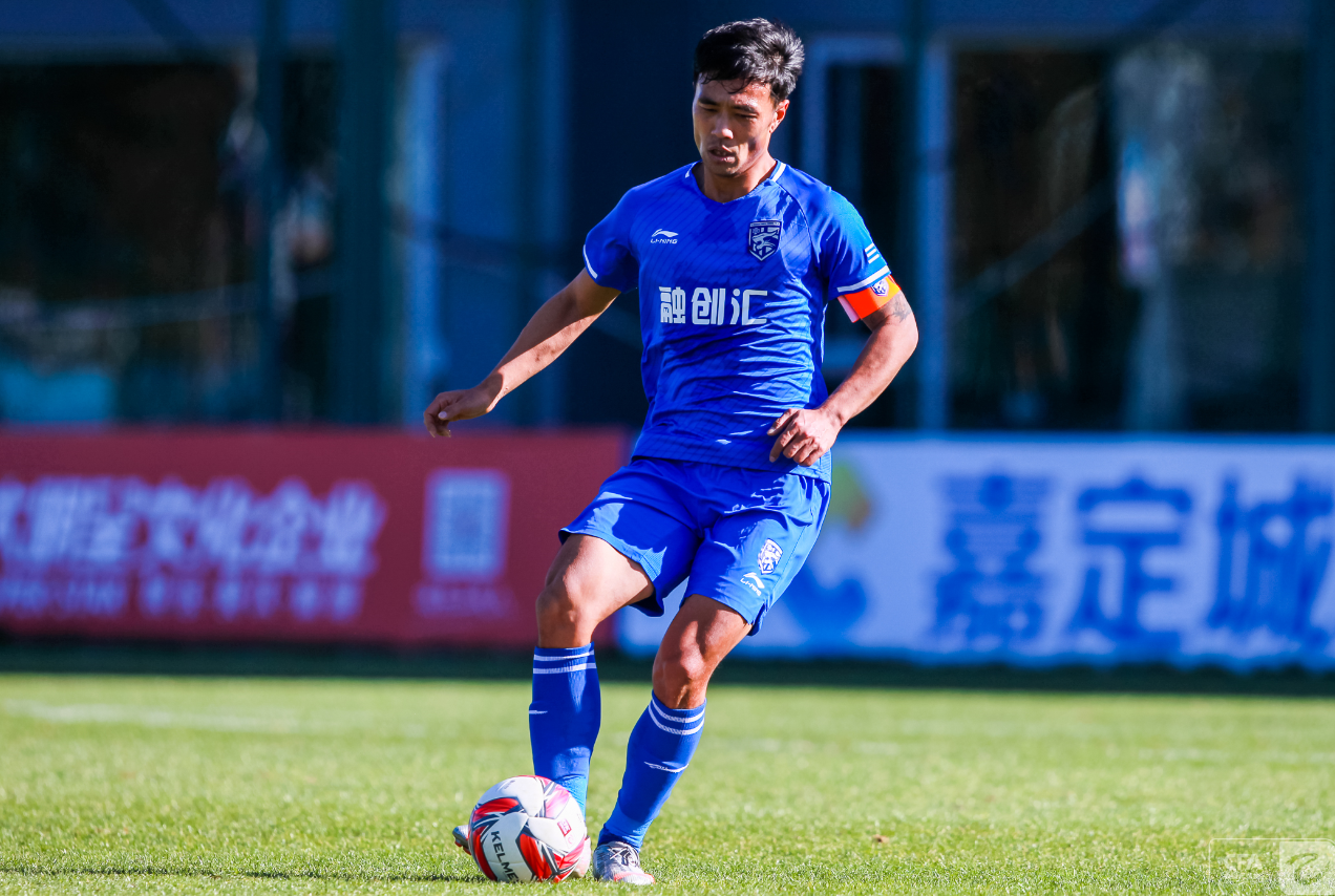 武汉卓尔取得连胜，冲击积分榜前列