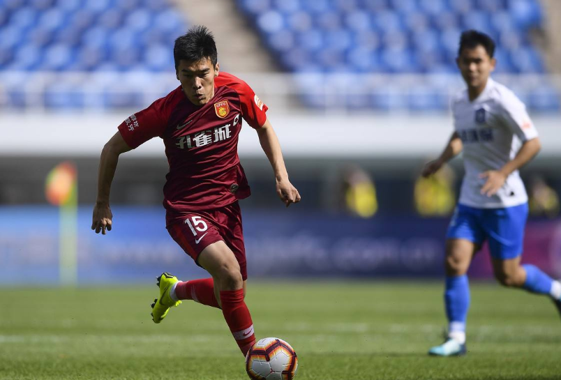 武汉卓尔取得连胜，冲击积分榜前列