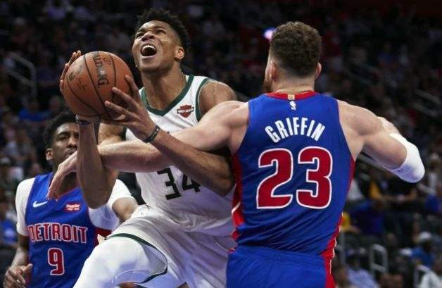 黑森林雄鹿踢进胜利，实力碾压对手