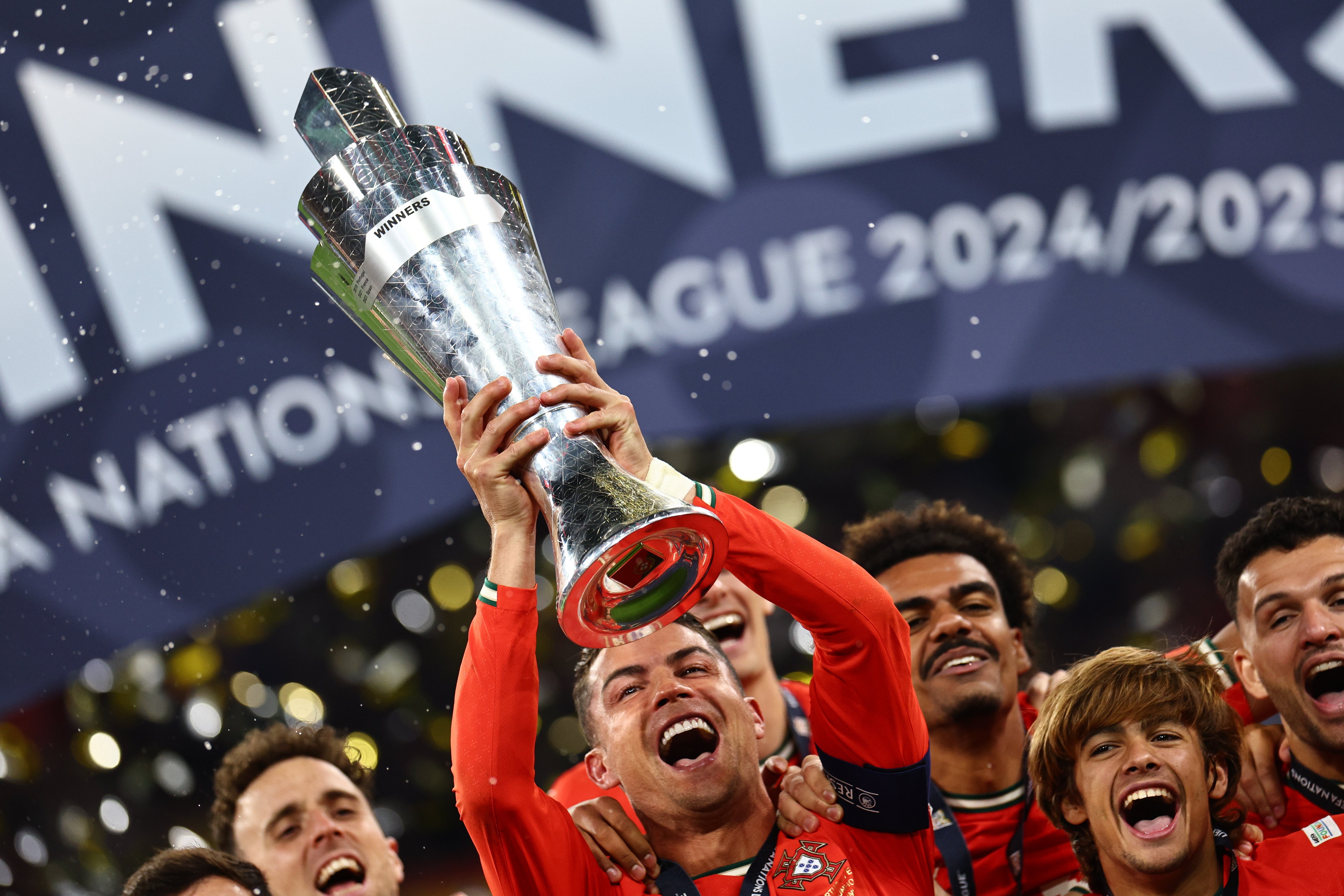 葡萄牙国家队精彩比赛，主场获胜